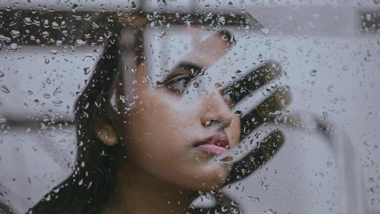 Lire la suite à propos de l’article Comprendre le lien traumatique : une lecture structurée